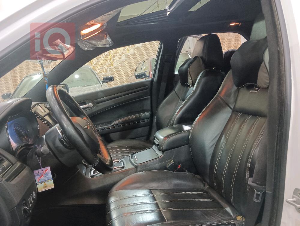 Chrysler 300
